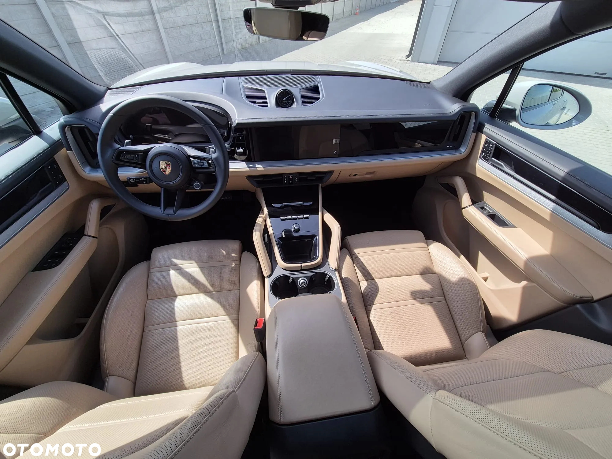 Porsche Cayenne - 13