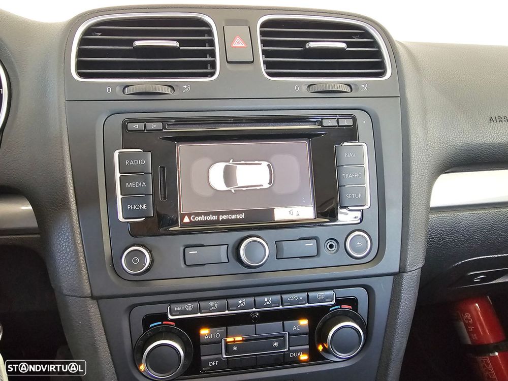 VW Golf 1.6 TDi DPF BlueMotion Comfortline - 20