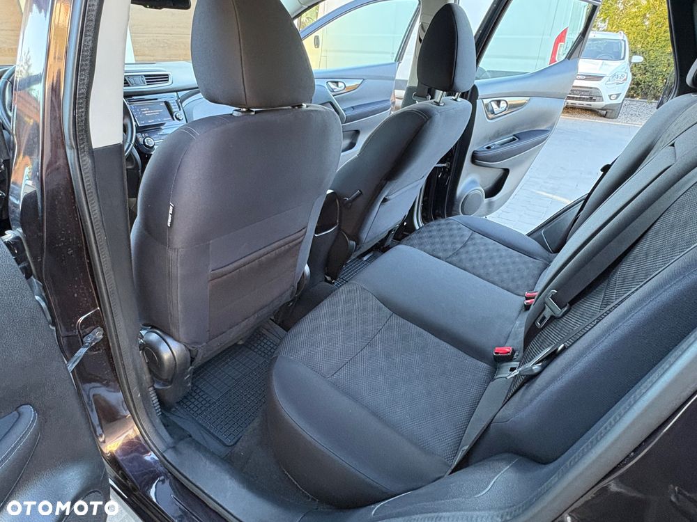 Nissan Qashqai 1.2 DIG-T N-Vision - 18