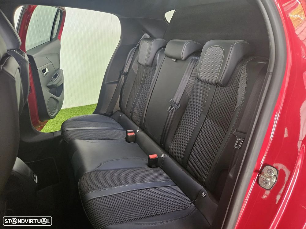 Peugeot e-208 50 kWh GT Pack - 25