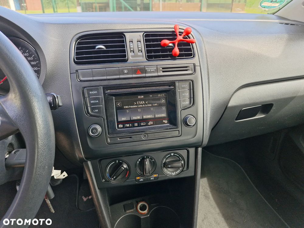 Volkswagen Polo 1.0 Comfortline - 15
