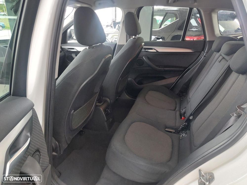 BMW X1 18 i sDrive Advantage - 14