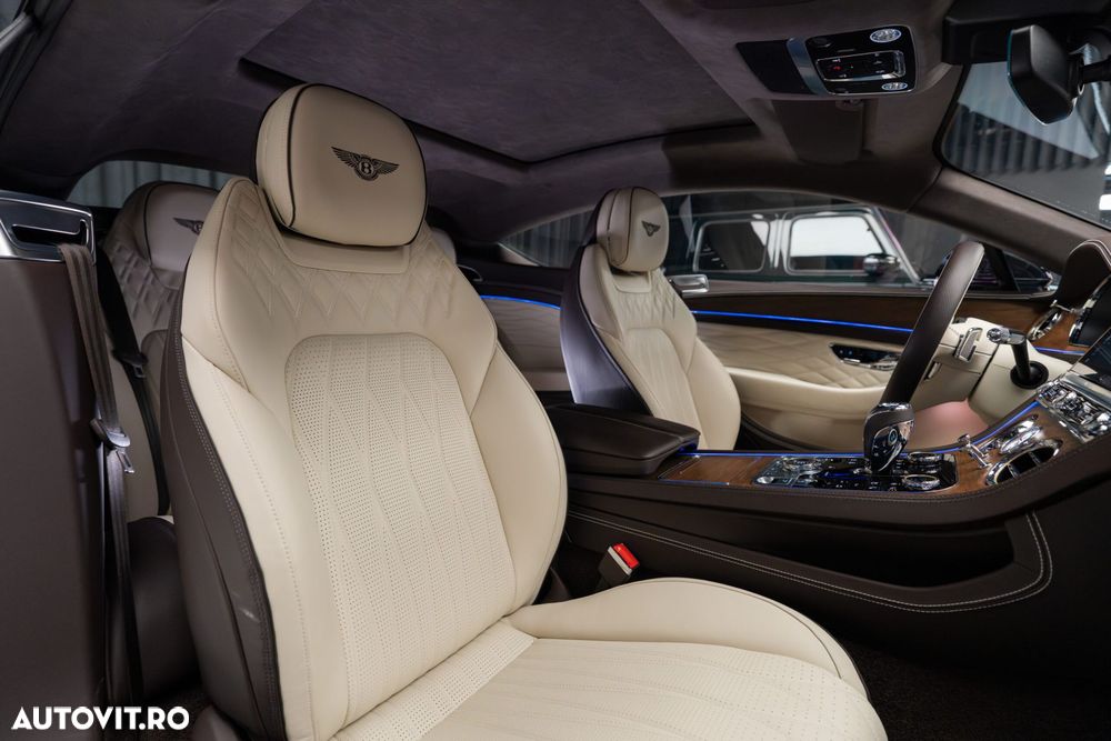 Bentley Continental V8 Azure - 35