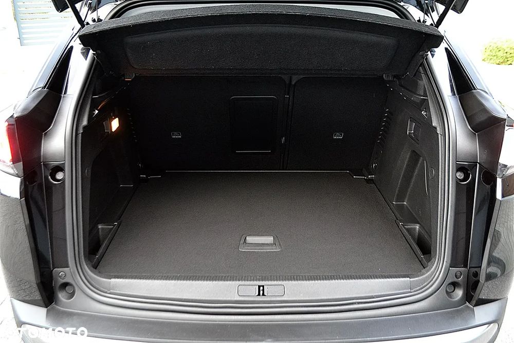 Peugeot 3008 BlueHDi 130 Stop & Start EAT8 Allure - 21