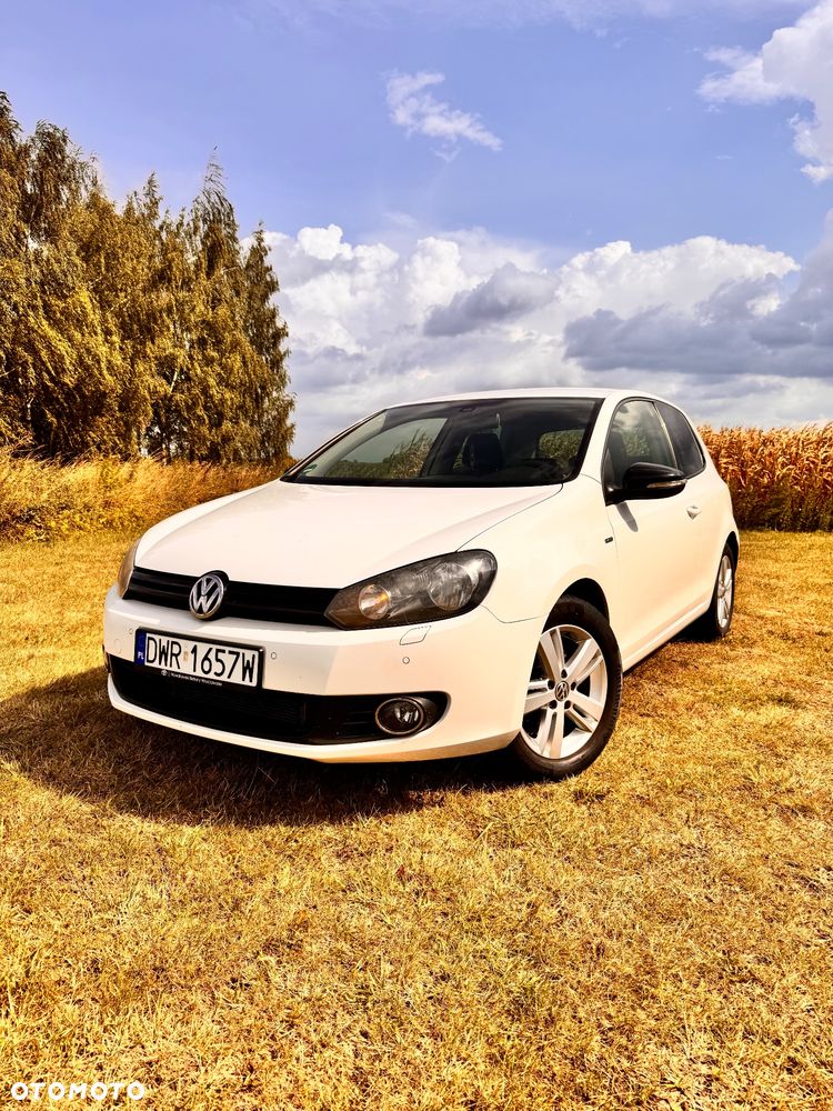 Volkswagen Golf - 6