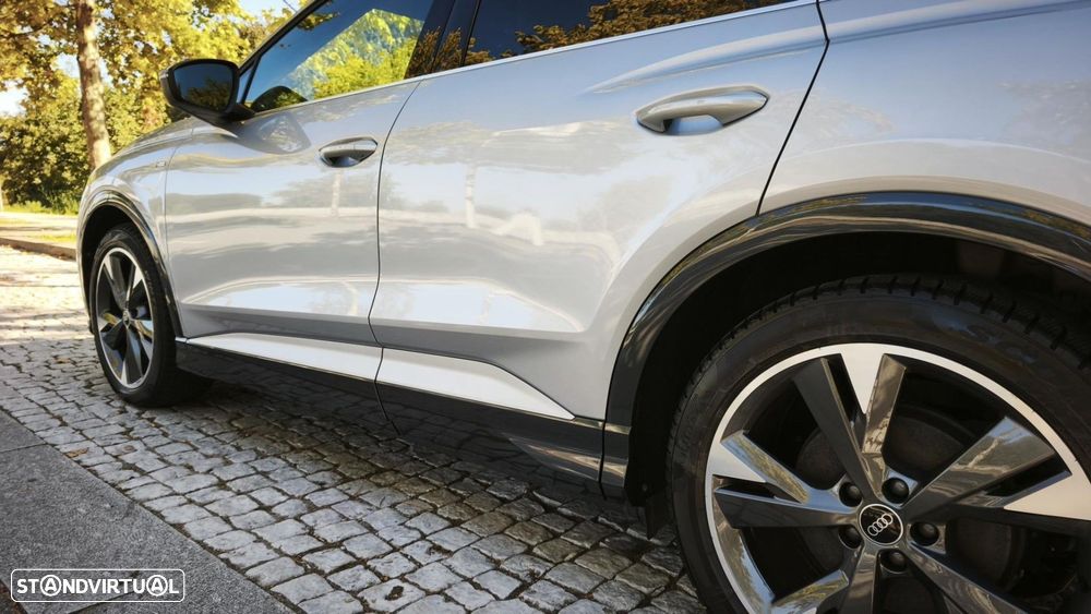 Audi Q4 e-tron - 7