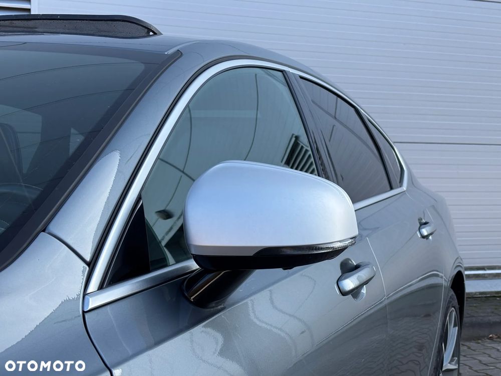 Volvo S90 D5 AWD R-Design - 10