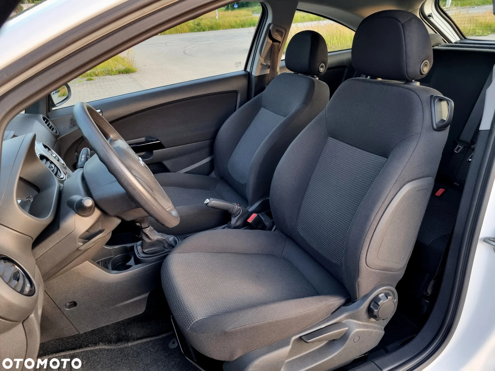 Opel Corsa 1.2 16V Color Edition - 18