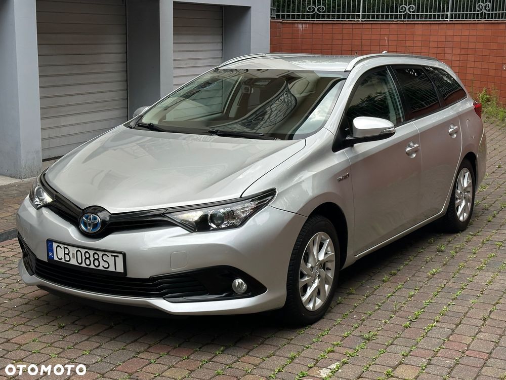 Toyota Auris - 1