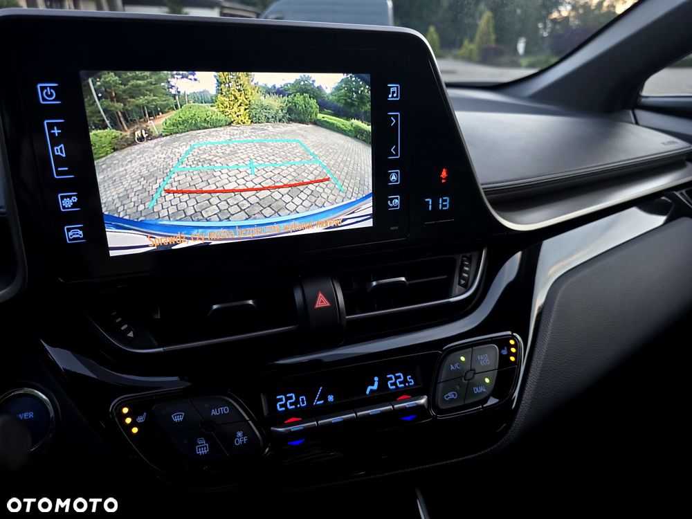 Toyota C-HR - 13