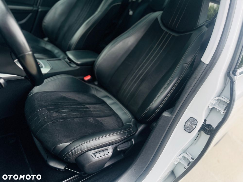 Peugeot 308 BlueHDi 120 EAT6 Stop & Start Allure - 10