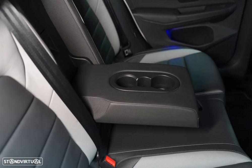 VW Golf 2.0 TDI GTD DSG - 51