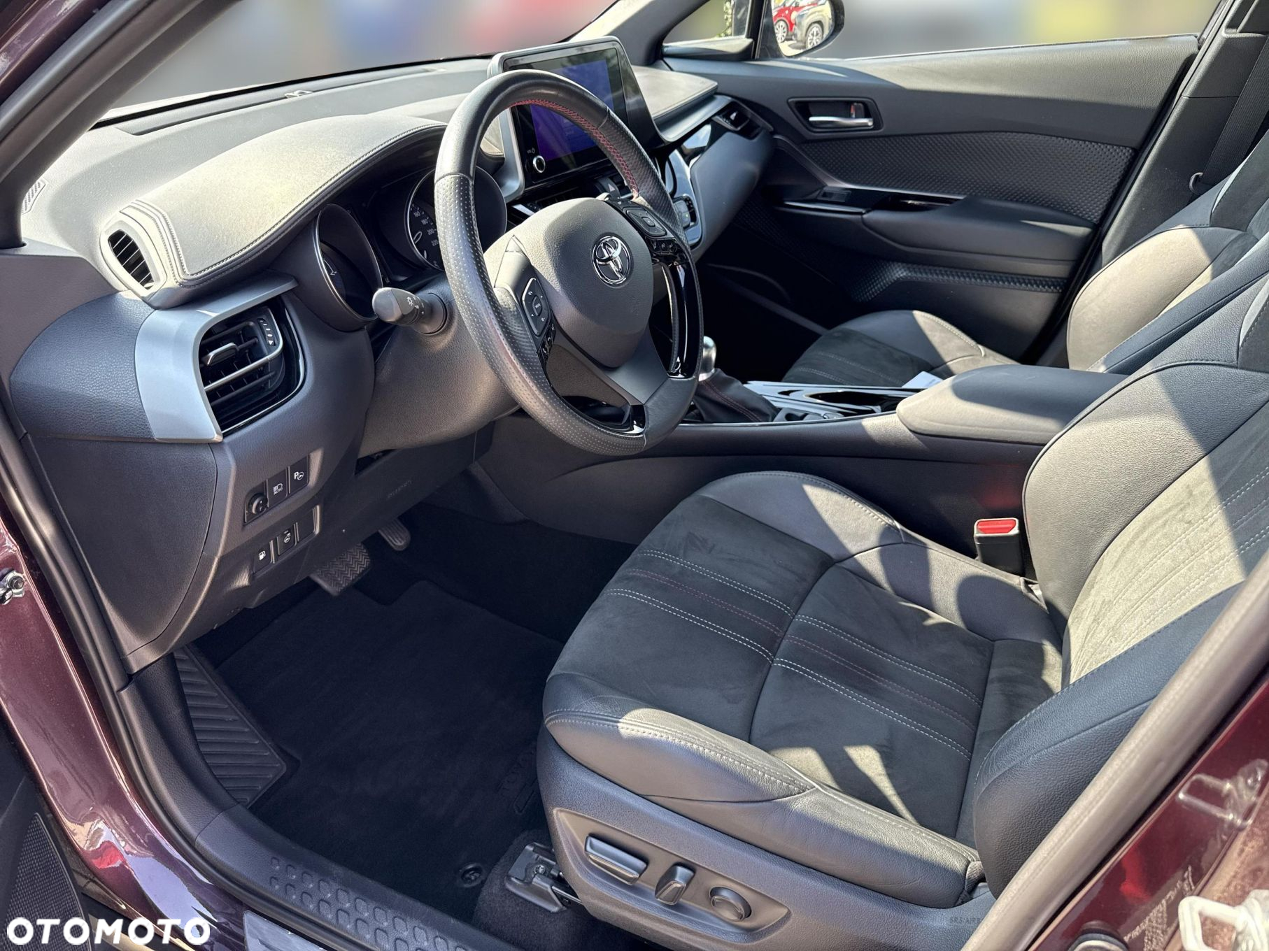 Toyota C-HR - 9