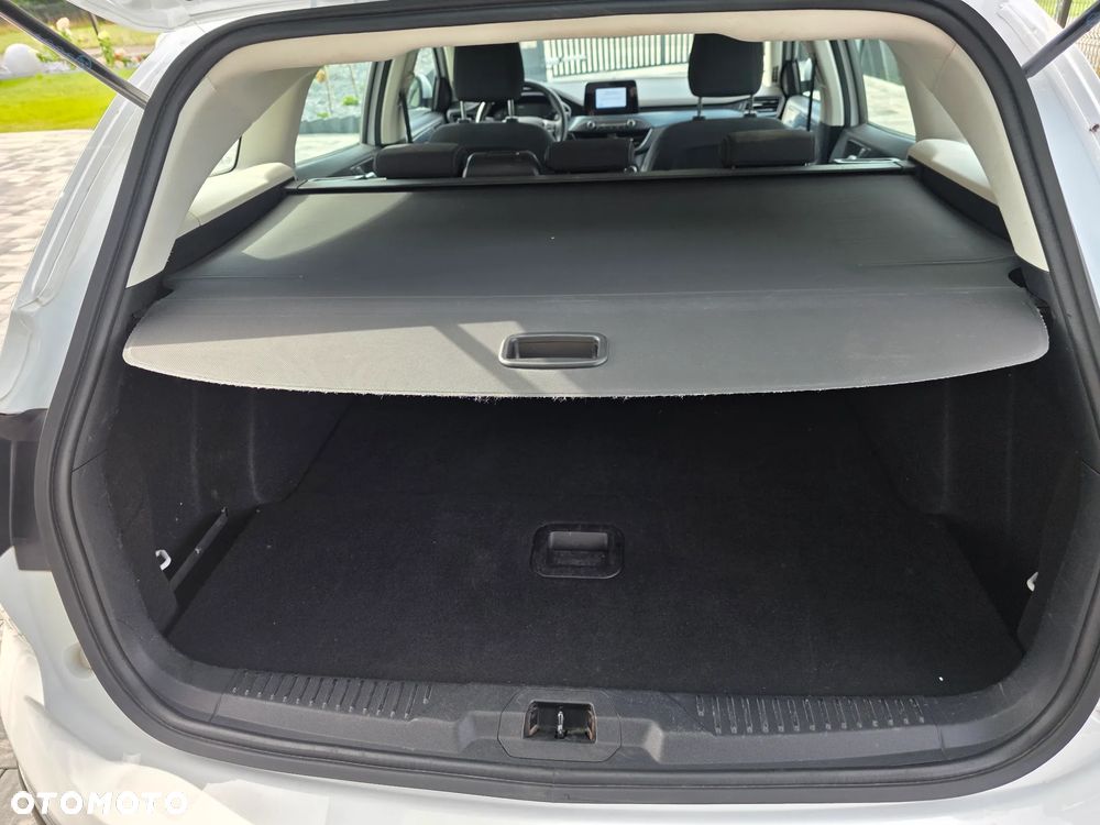 Ford Focus 1.5 EcoBlue SCR Active - 12