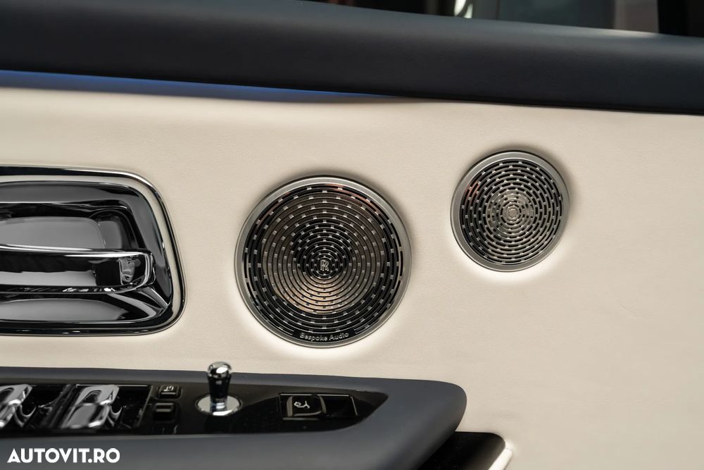 Rolls-Royce Cullinan Standard - 12