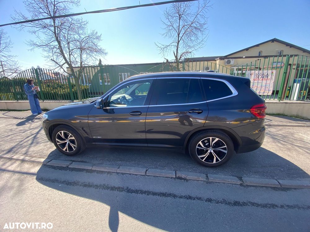 BMW X3 xDrive20i AT Luxury Line - 5