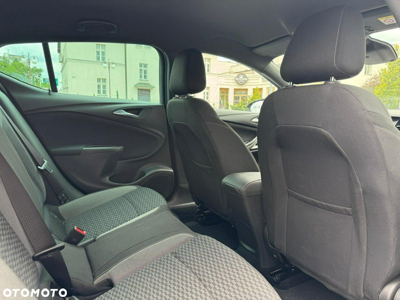 Opel Astra - 16