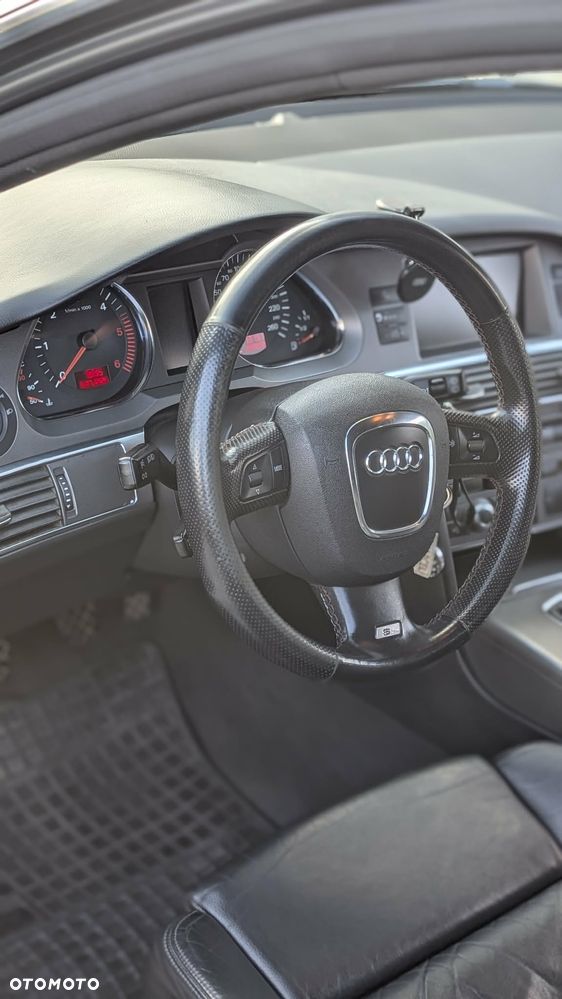 Audi A6 Avant - 14