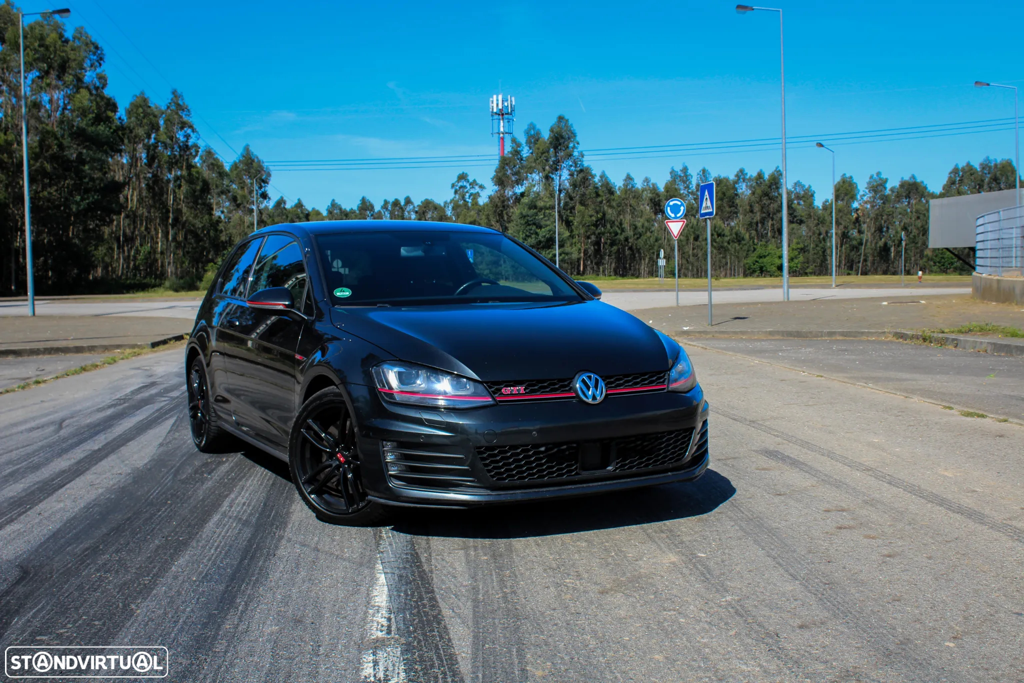 VW Golf 2.0 TSi GTi DSG Performance - 2