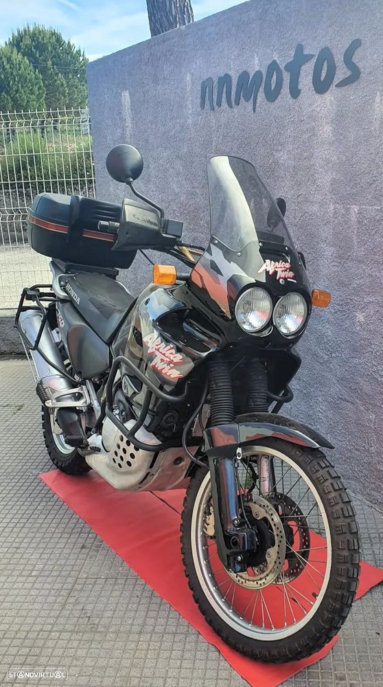 Honda XRV - 2