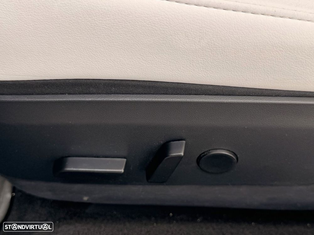 Tesla Model 3 Standard Range Plus RWD - 23