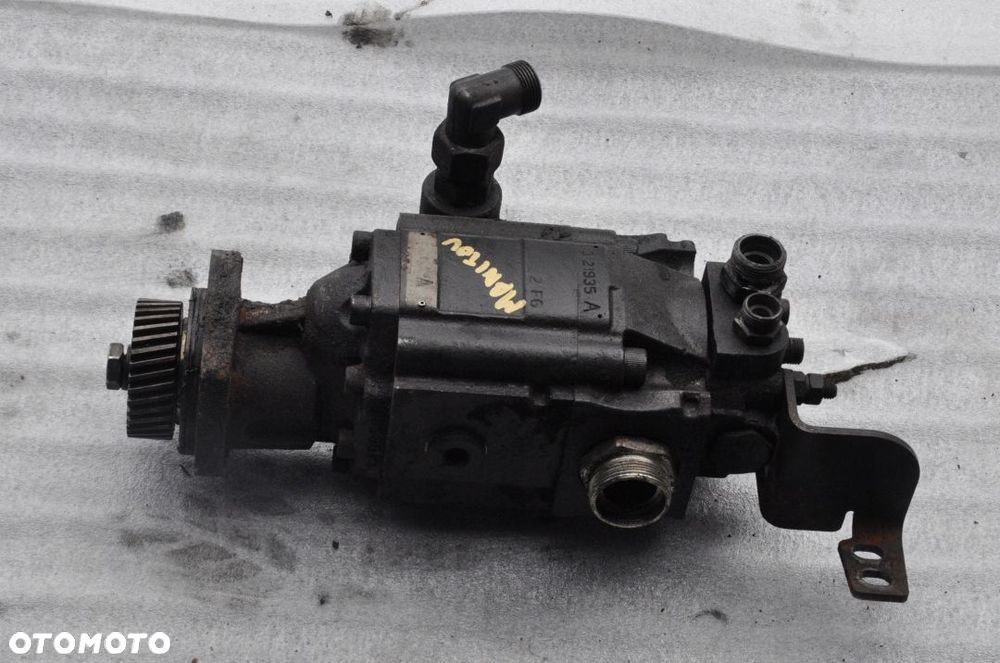 POMPA MANITOU 627 NR COM-T4 13121935A - 2