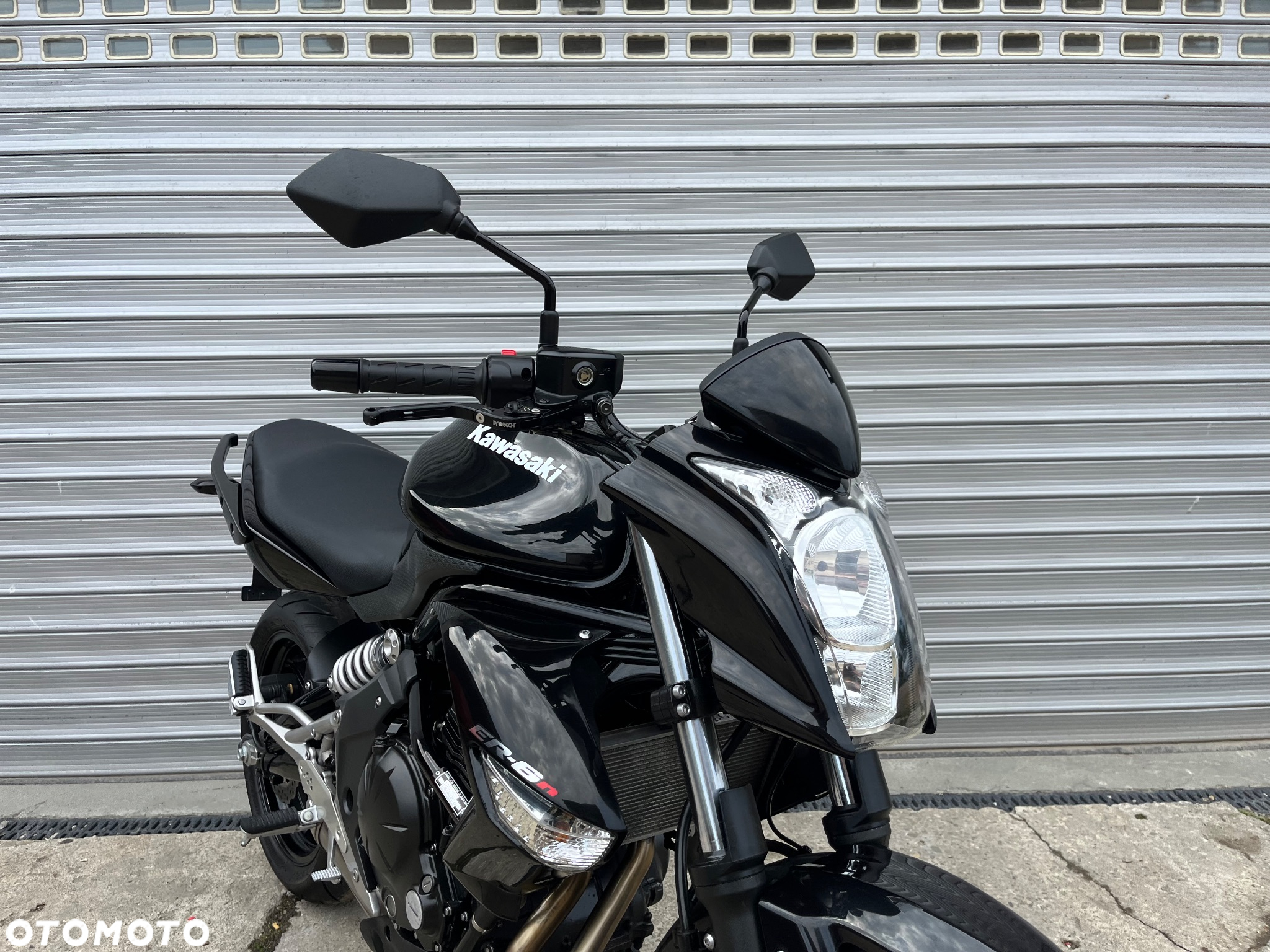 Kawasaki ER - 26