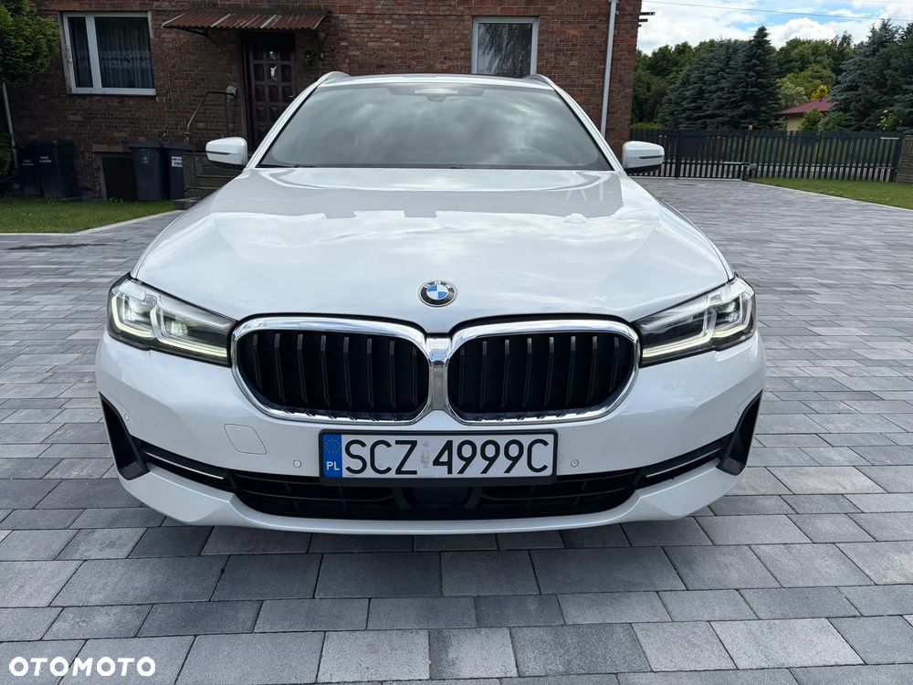 BMW Seria 5 520d Luxury Line - 2