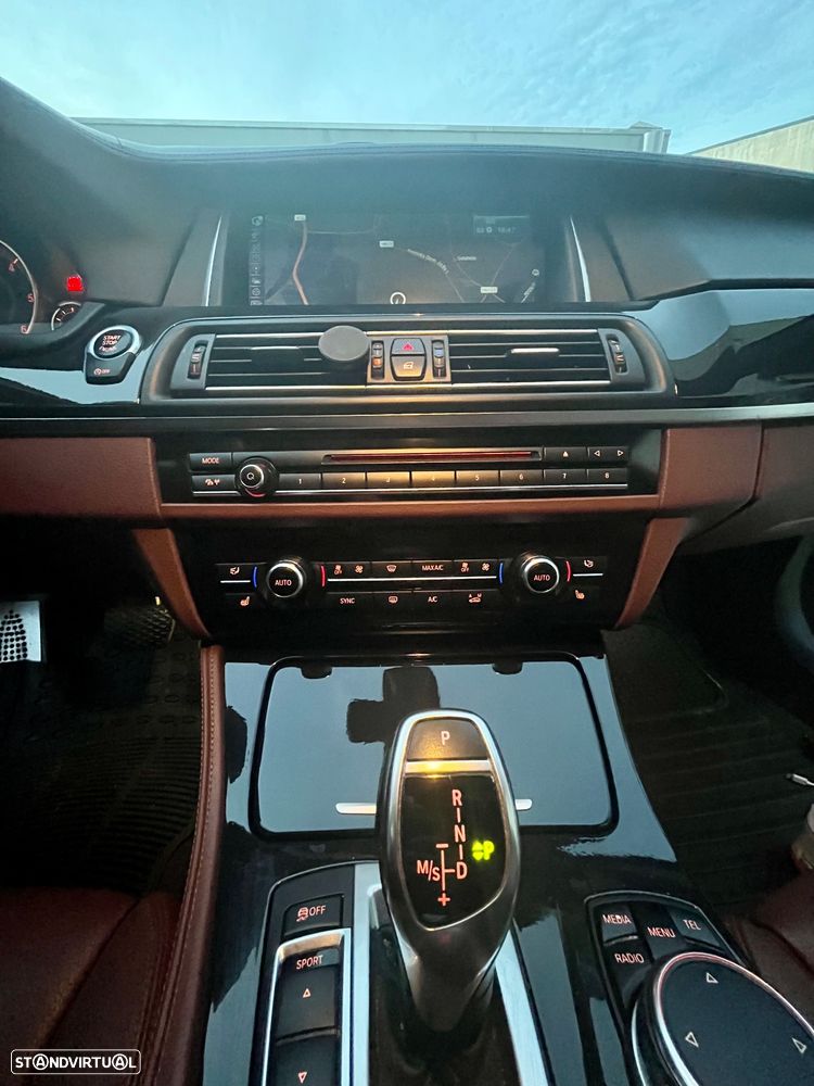 BMW 525 d Pack M Auto - 14