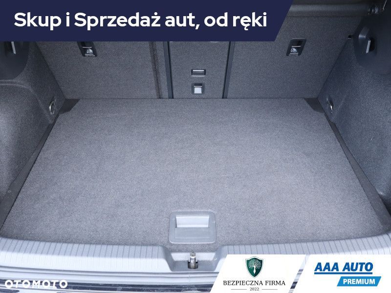 Volkswagen Golf - 15