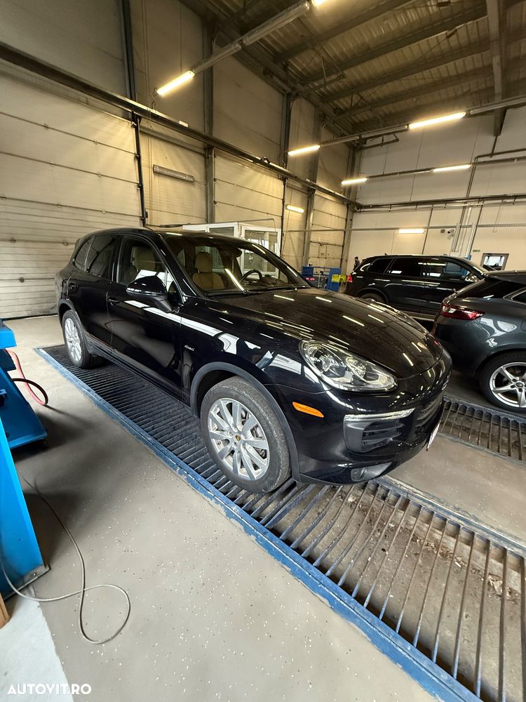 Porsche Cayenne Platinum Edition - 11