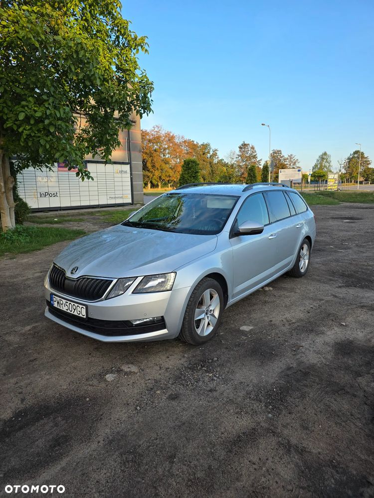 Skoda Octavia 1.6 TDI Ambition - 1