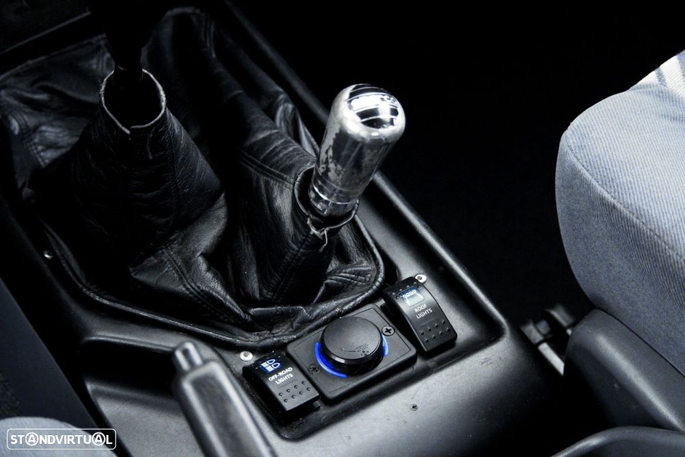 Toyota Land Cruiser 3.0 TD Pack 1 - 26