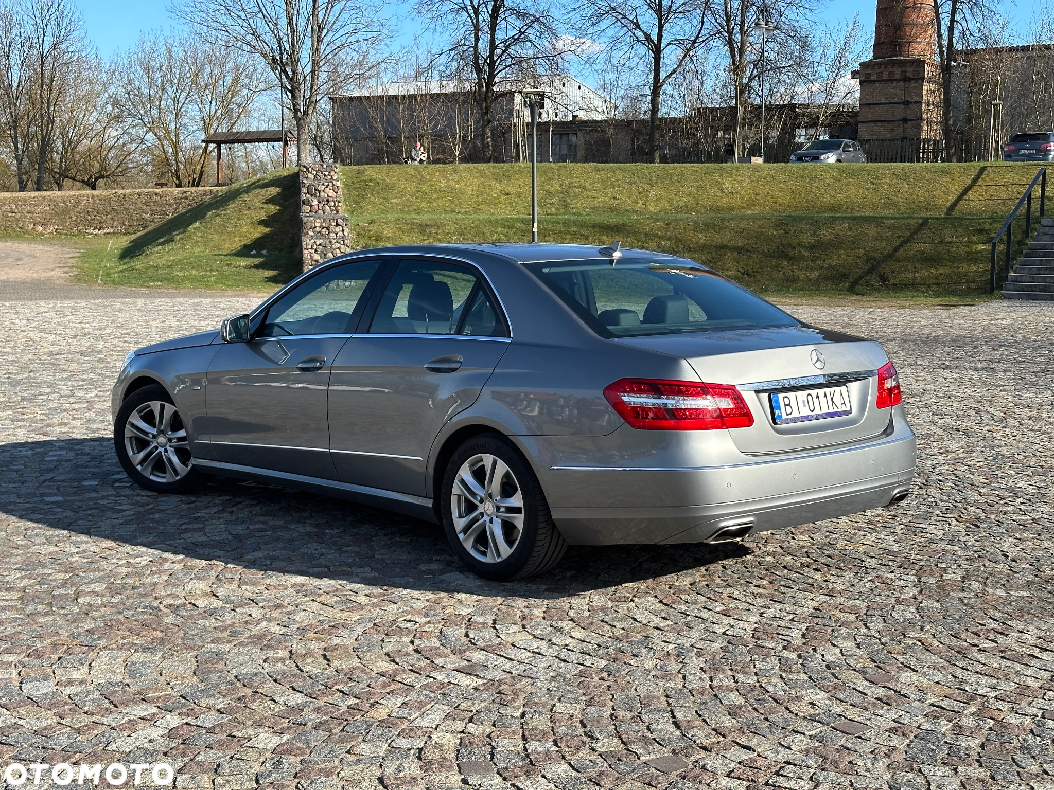 Mercedes-Benz Klasa E 200 BlueEFFICIENCY 7G-TRONIC Avantgarde - 5
