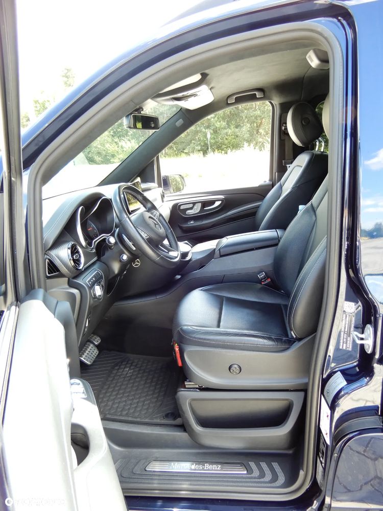 Mercedes-Benz Klasa V 300 d 4-Matic Exclusive 9G-Tronic (d³ugi) - 28