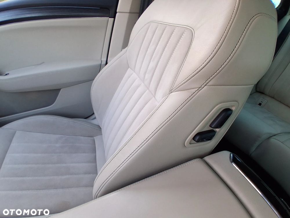 Skoda Superb 2.0 TSI Style DSG - 24
