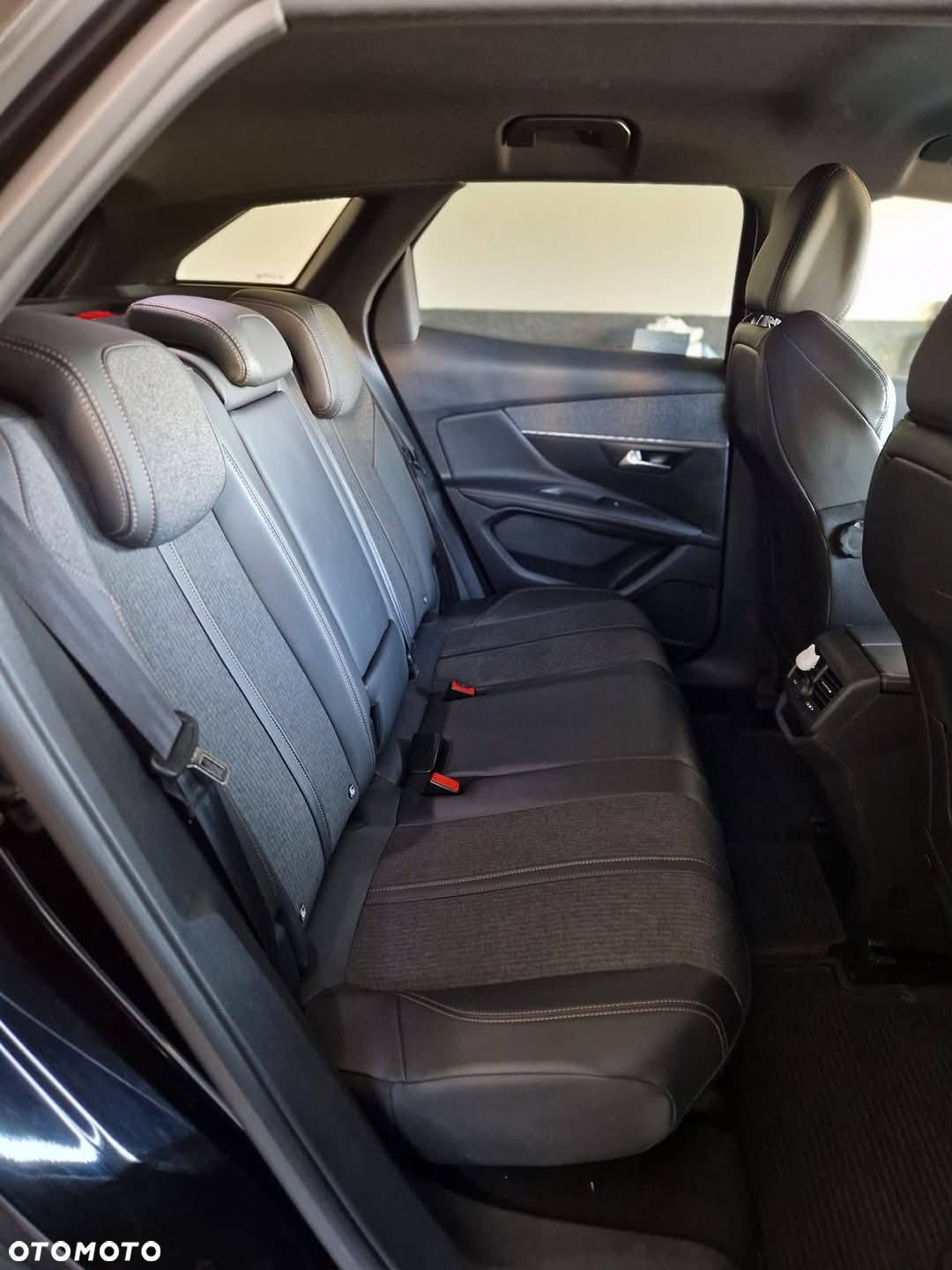 Peugeot 3008 BlueHDi 120 Stop & Start EAT6 Allure - 19