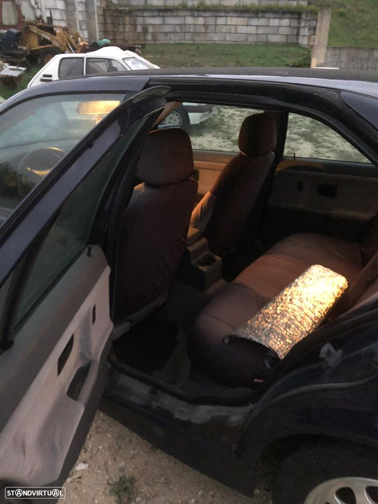 BMW 318 tds Touring Exclusive - 10