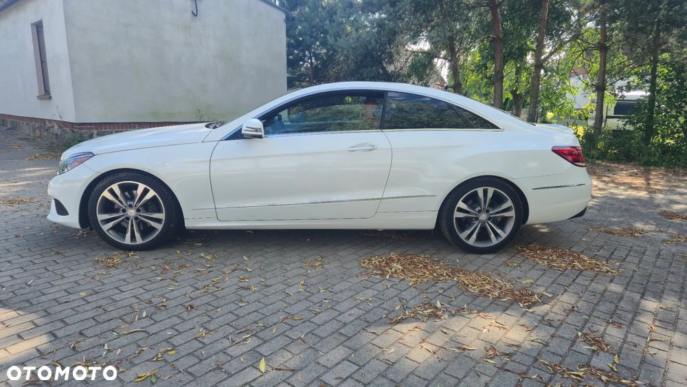 Mercedes-Benz Klasa E 400 7G-TRONIC - 4