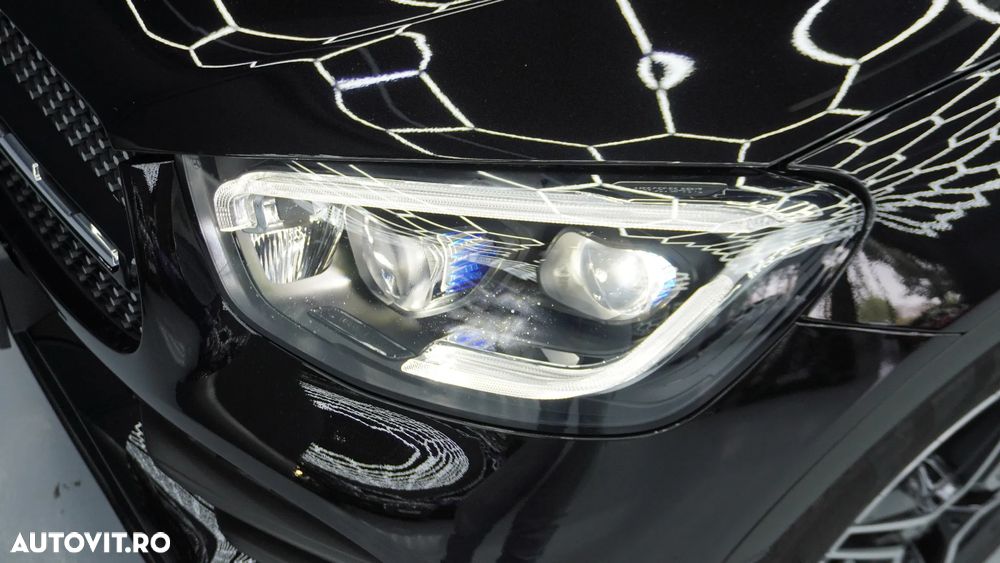 Mercedes-Benz GLC 300 e 4MATIC - 9