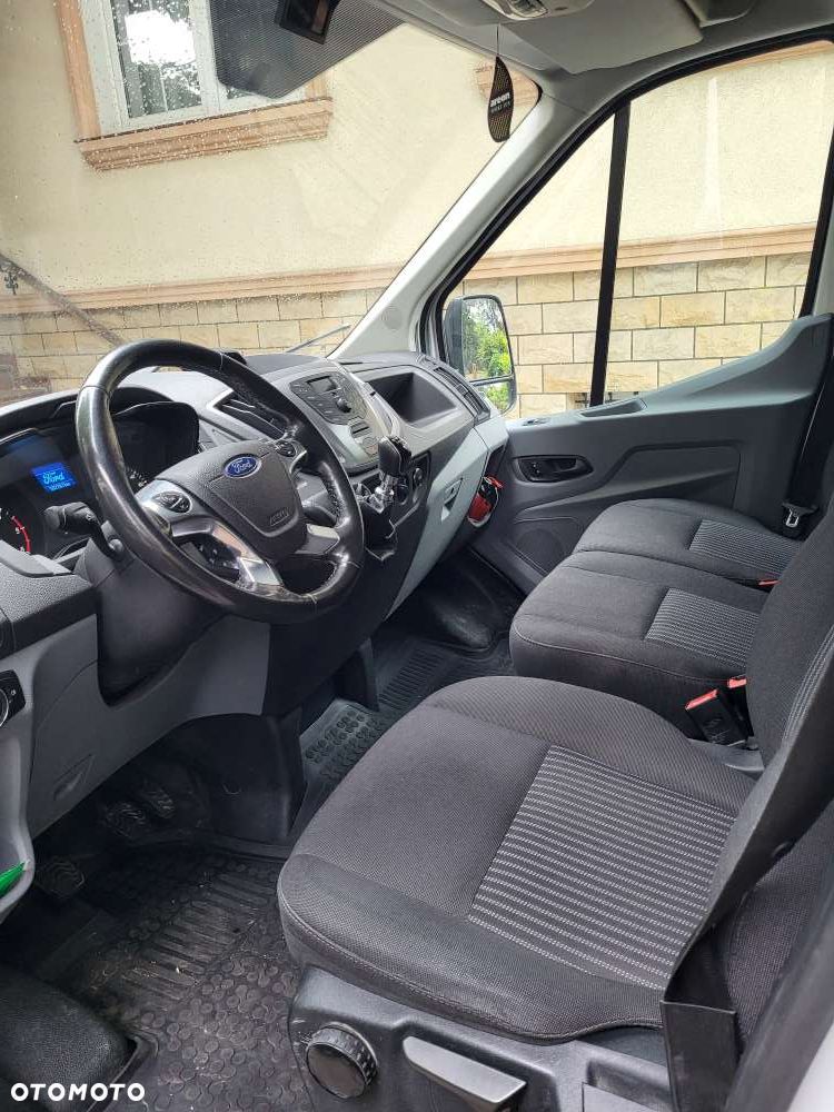 Ford Transit - 27