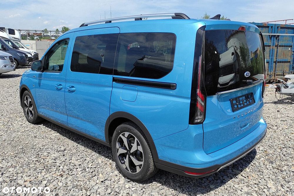 Ford Tourneo Connect - 11