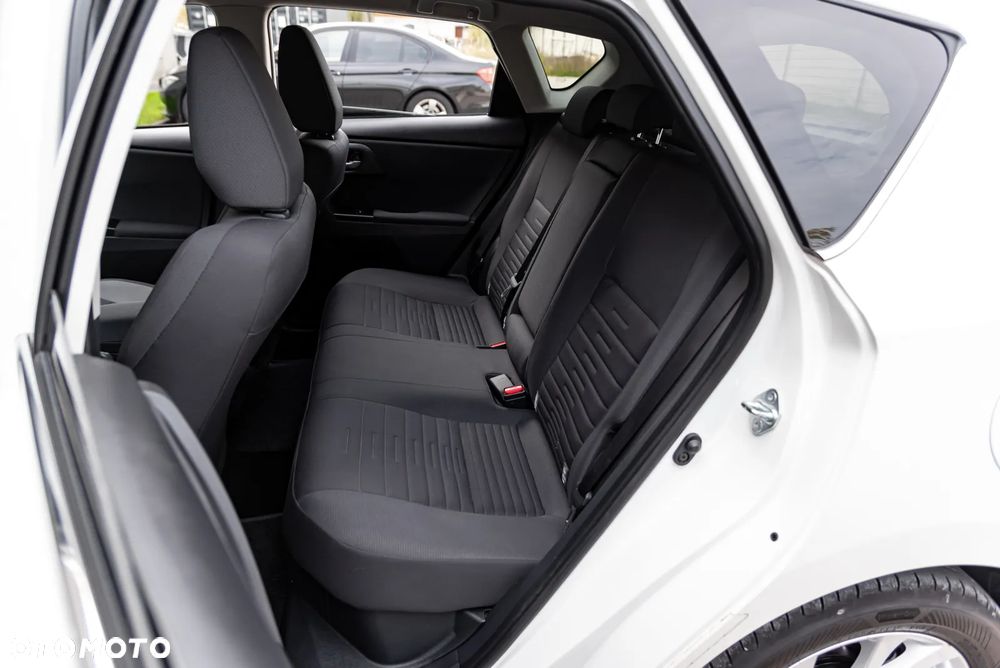 Toyota Auris 1.8 HSD Luna - 18
