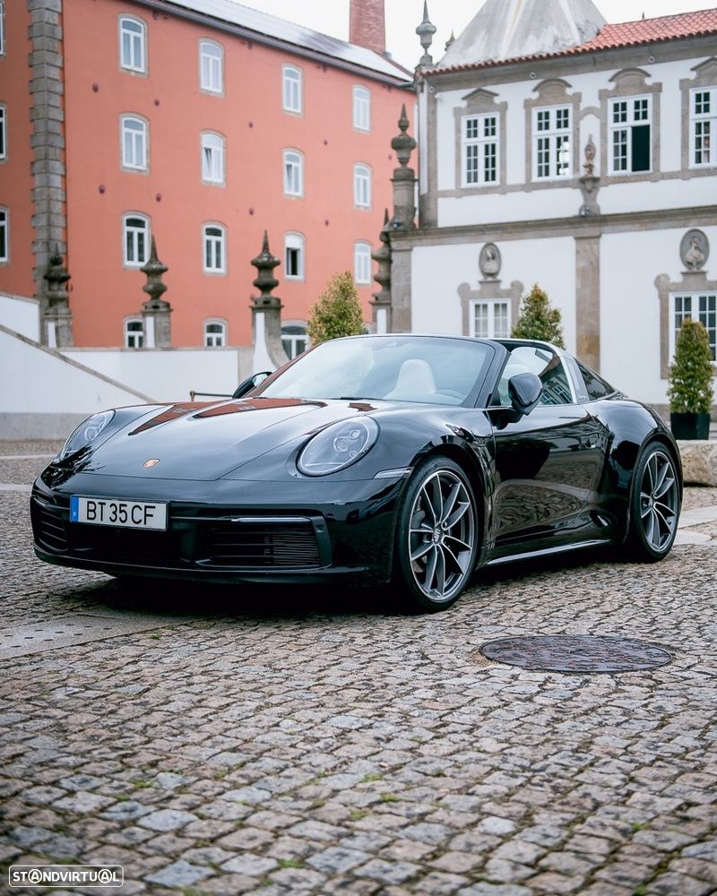 Porsche 911 (992) - 25