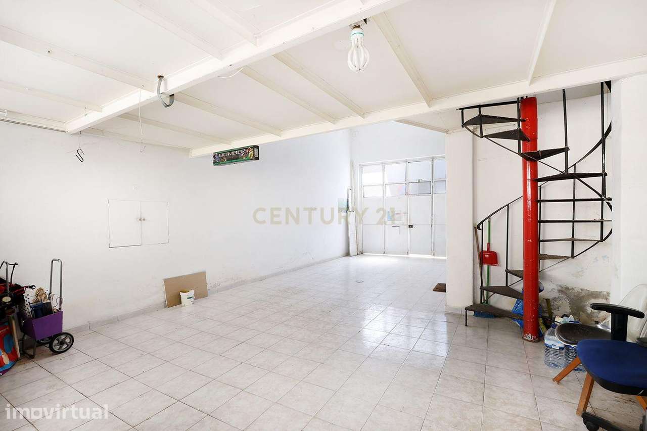 Mais do que um Espaço Comercial: Versatilidade no Coração de Moscavide - Grande imagem: 5/7