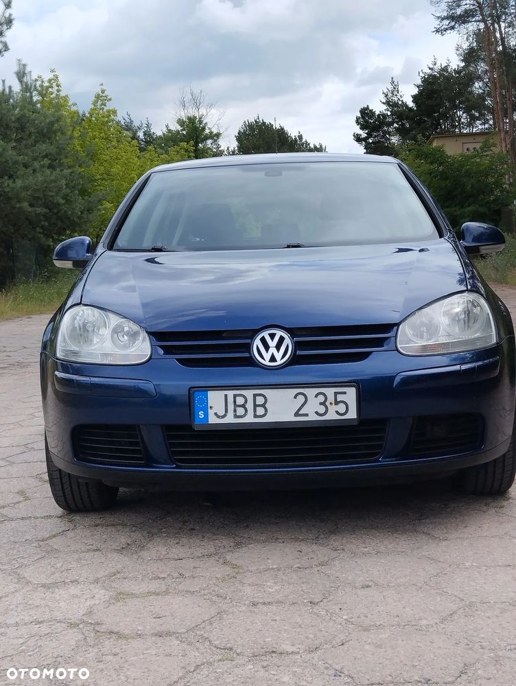 Volkswagen Golf - 5