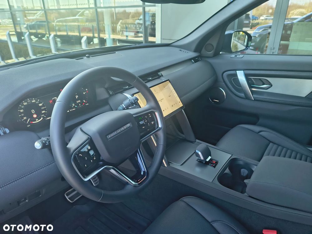 Land Rover Discovery Sport - 12