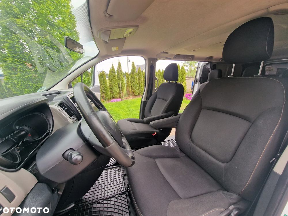 Renault Trafic 1.6 dCi - 11
