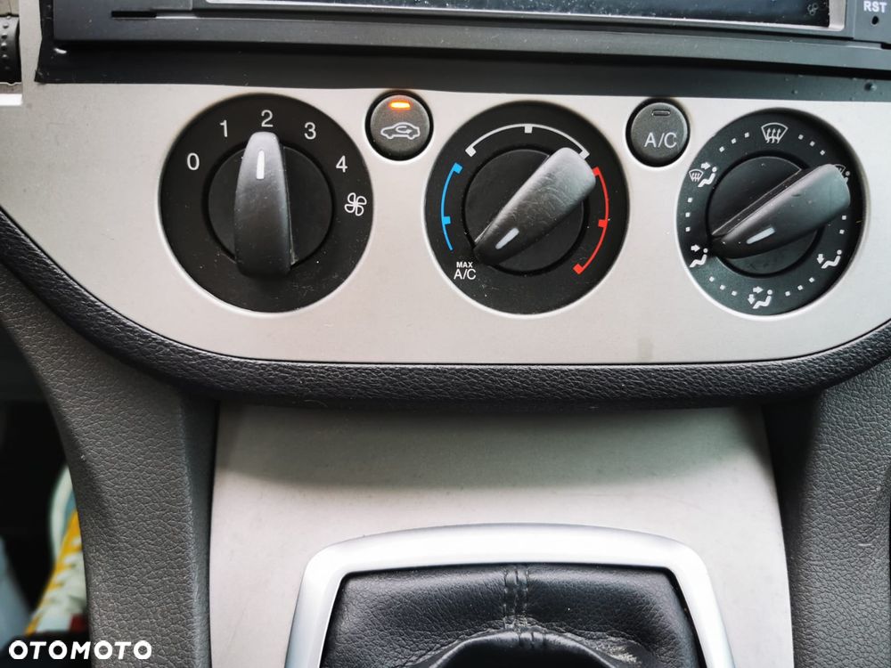 Ford Kuga 2.0 TDCi 2x4 Trend - 19