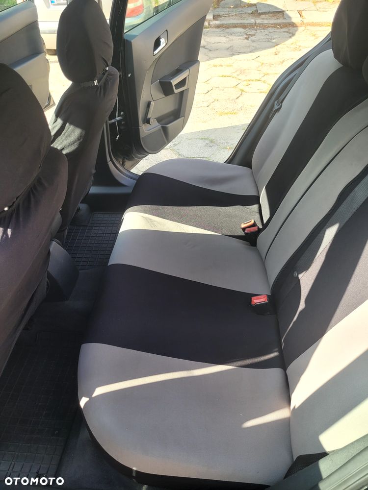 Opel Astra 1.4 - 7